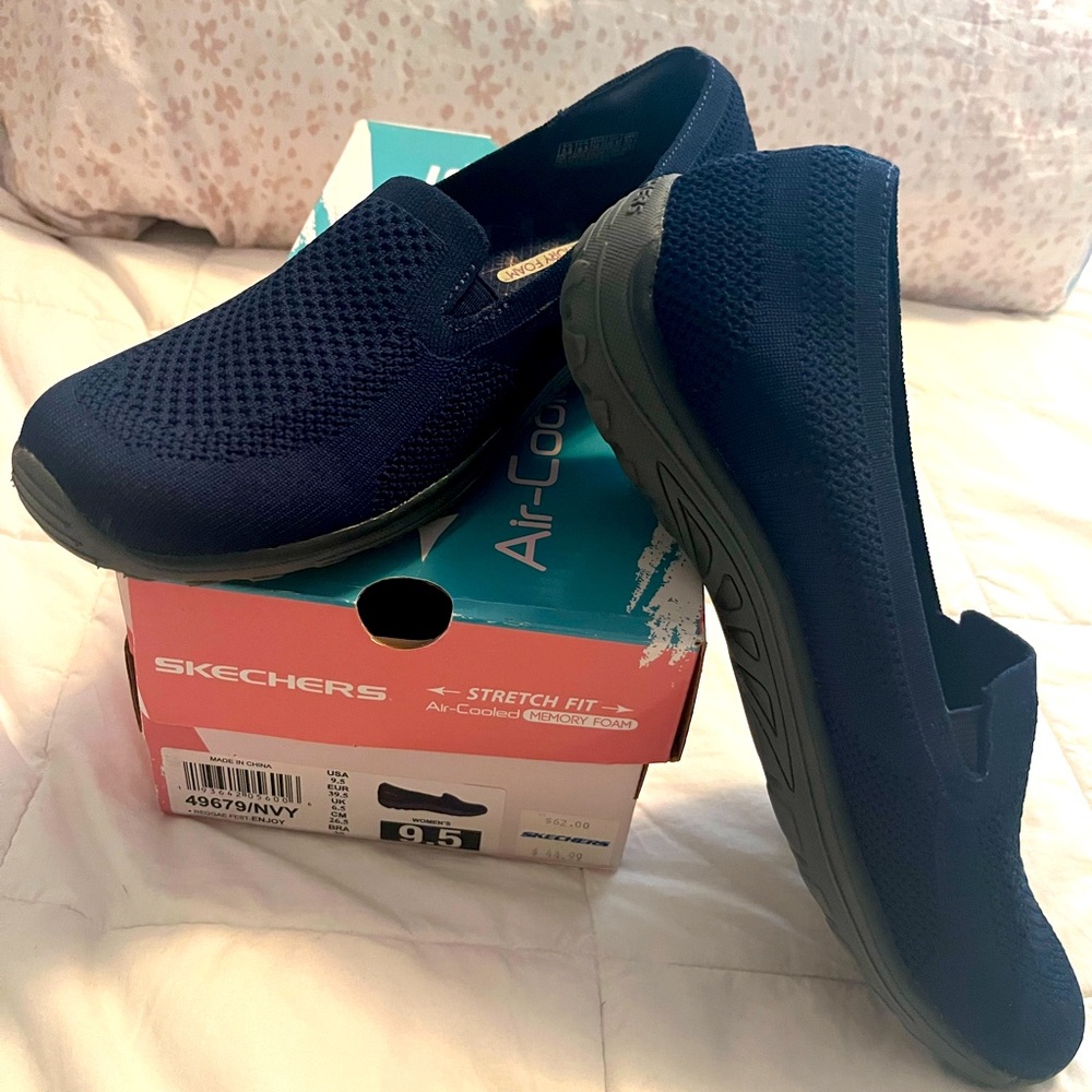 Skechers Relaxed Fit Air-Cooled Memory Foam Shoes